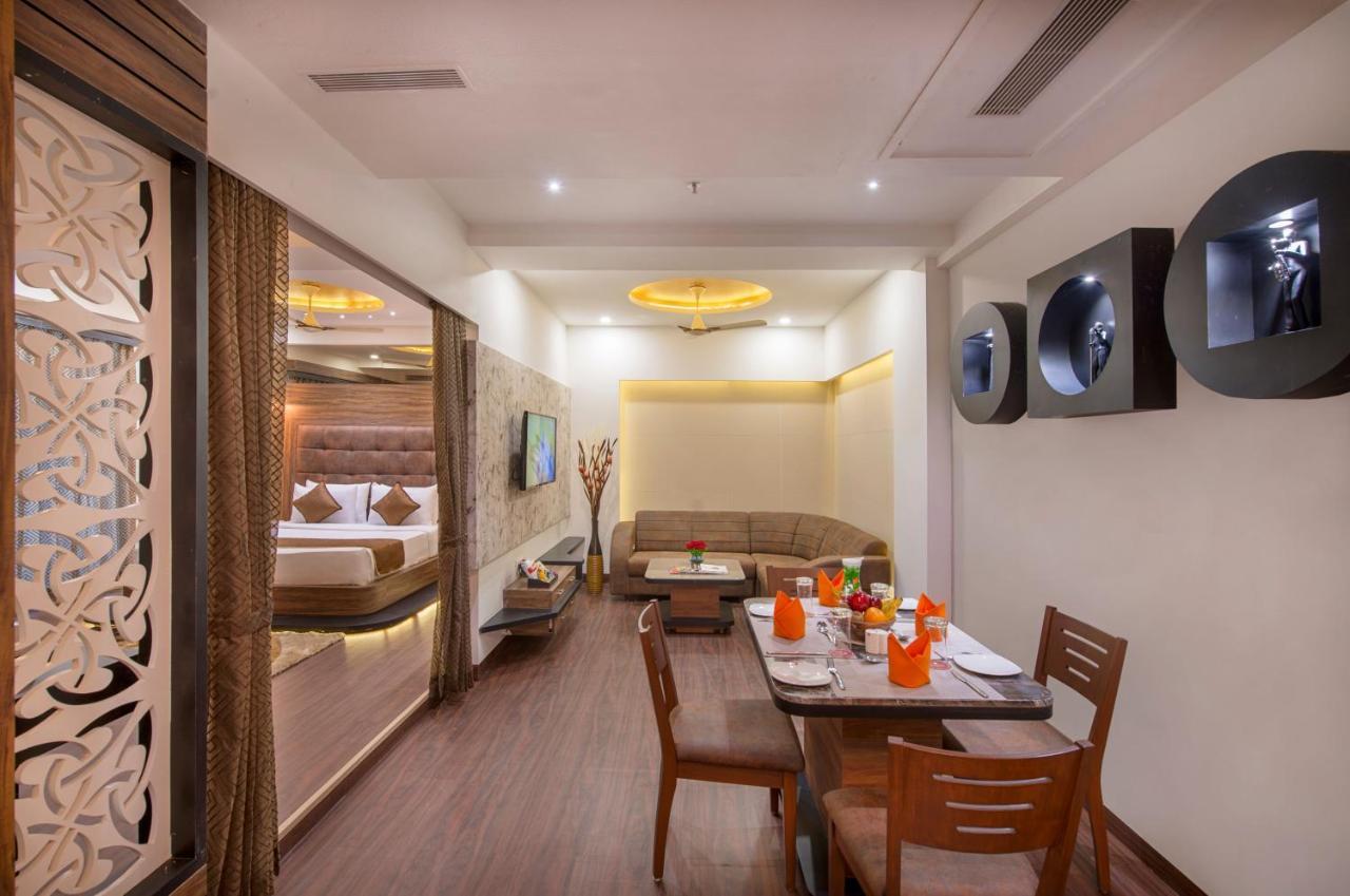 Lords Eco Inn Morbi Buitenkant foto